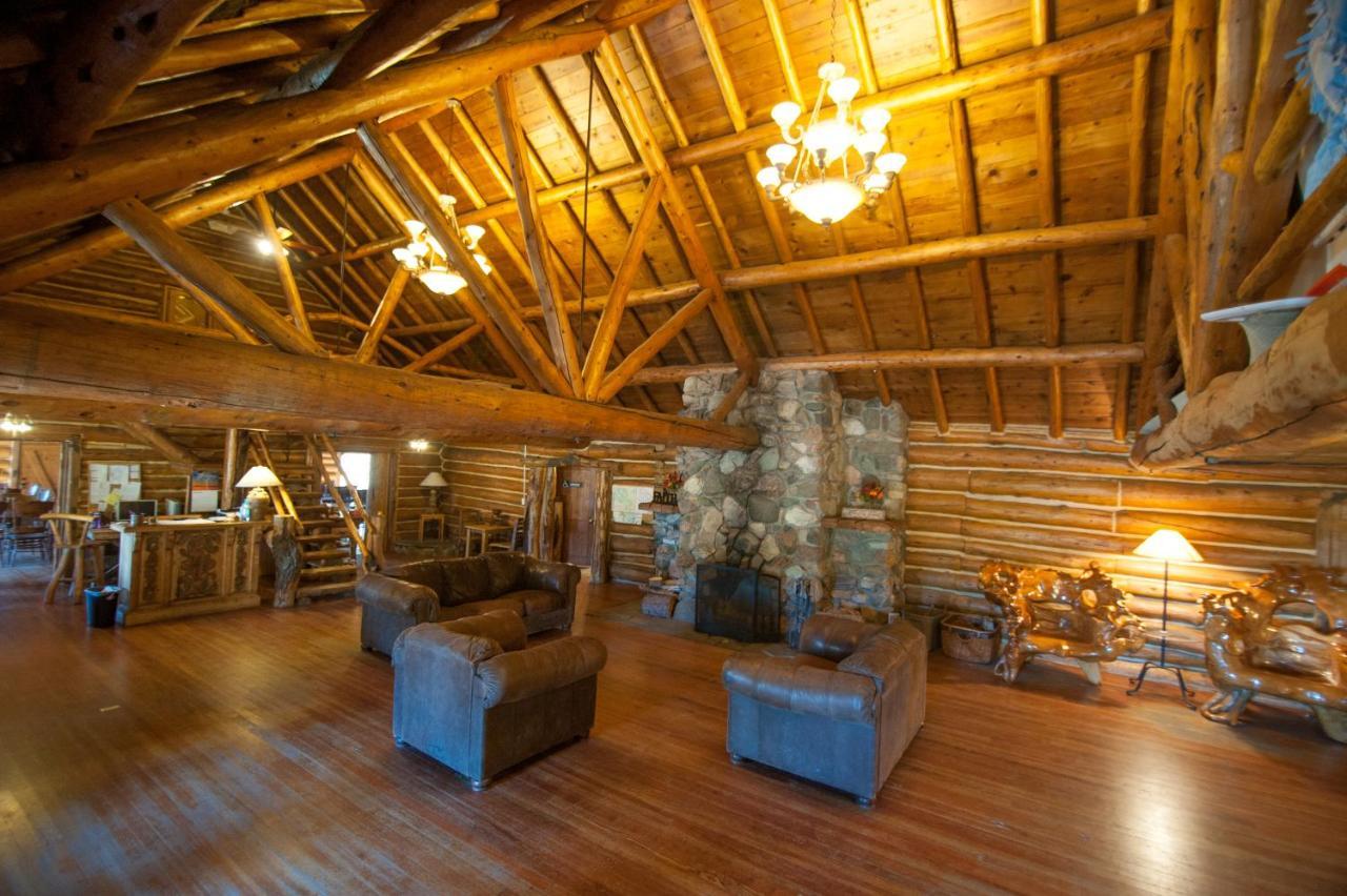 Snowy Mountain Lodge Centennial Exteriör bild